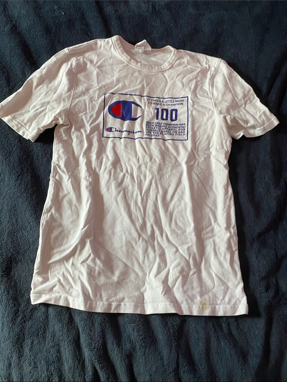White champion t shirt